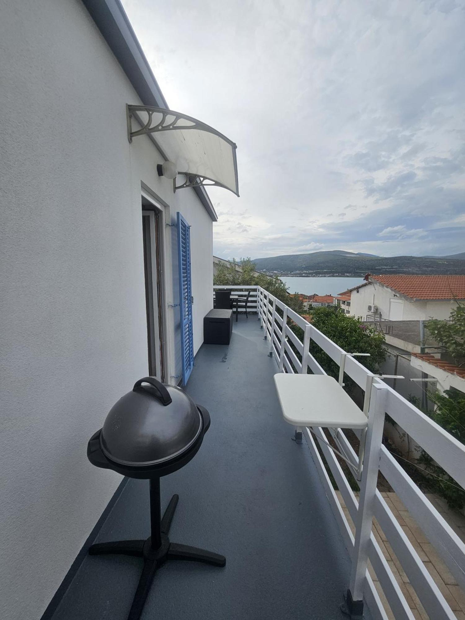 Apartment Tina Trogir Exterior photo